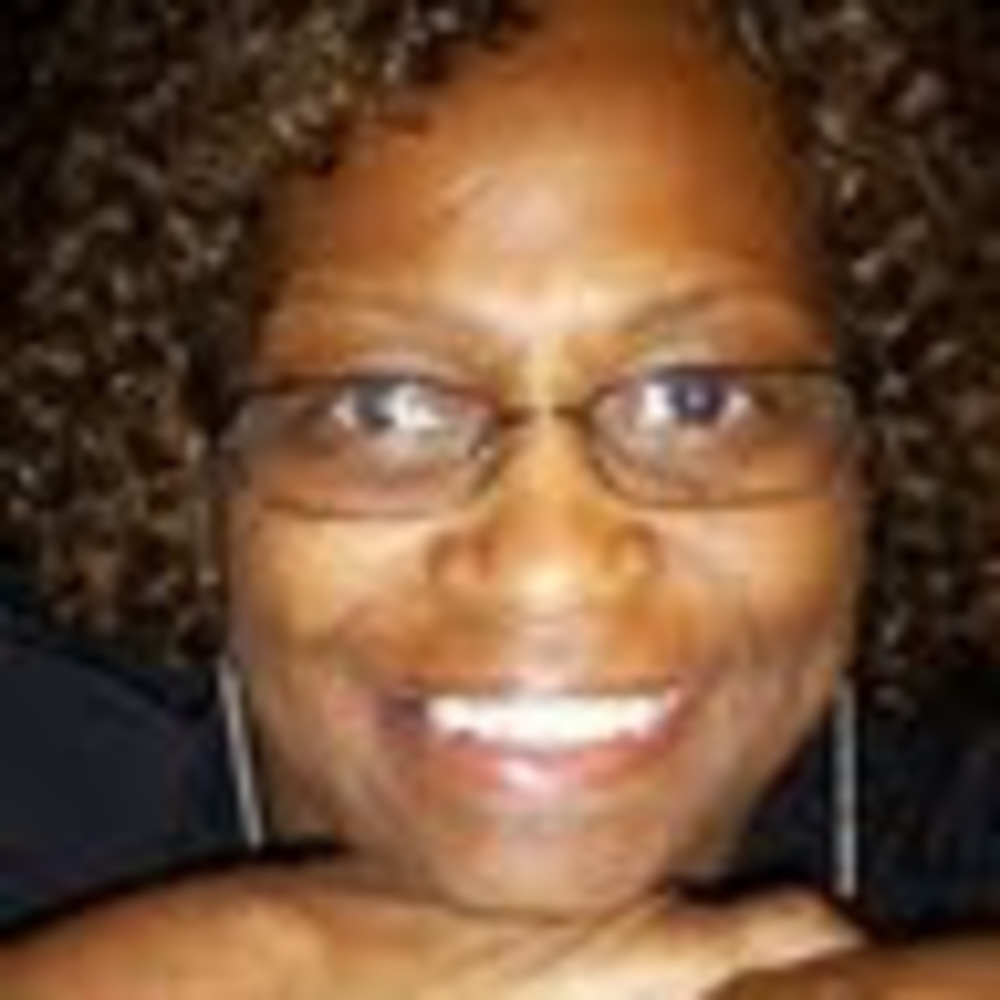 Meet your Posher, Roslyn